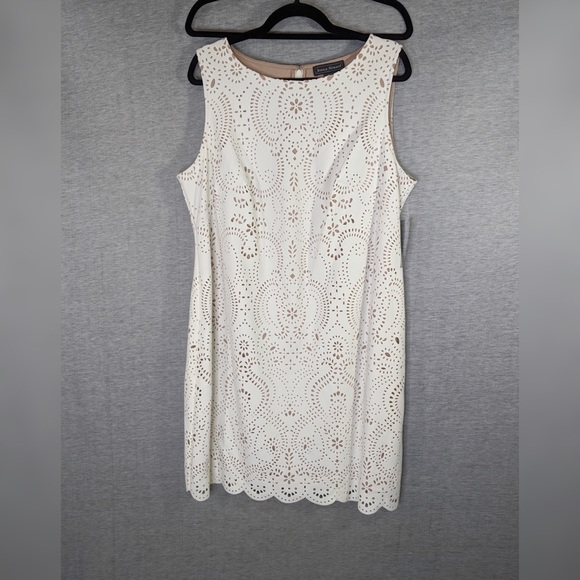 2x 👯‍♀️Host Pick⚡️Jessica Howard Laser Cut Shift Dress - Picture 3 of 10